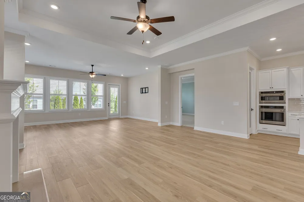 93 Club Cresswind DR Newnan, GA 30263