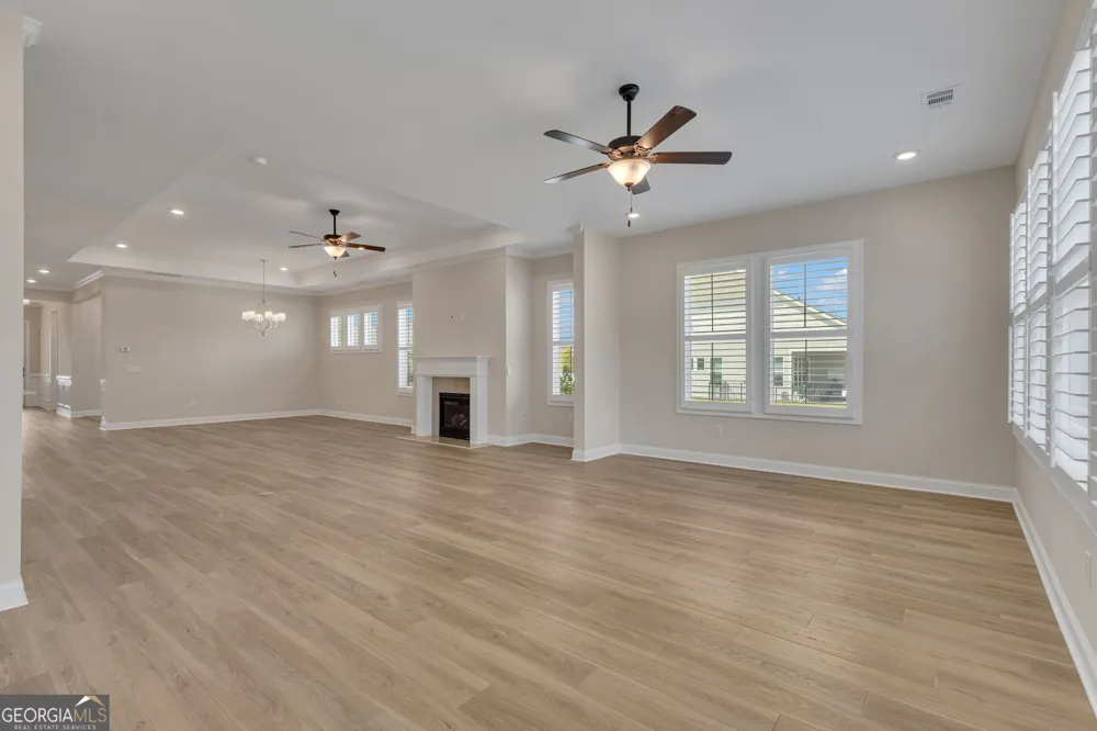 93 Club Cresswind DR Newnan, GA 30263