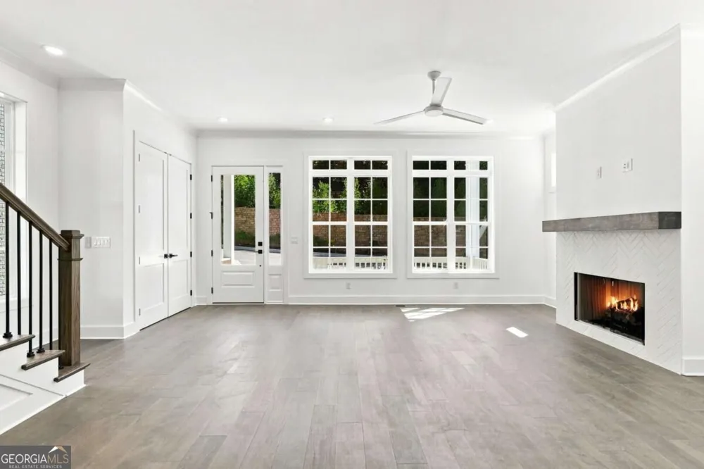 3050 Kara CT Roswell, GA 30076