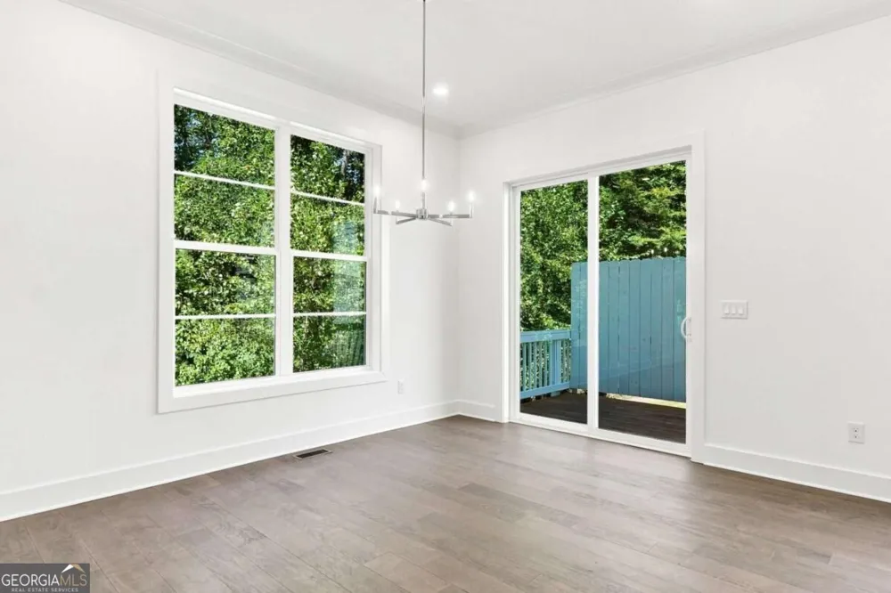 3050 Kara CT Roswell, GA 30076