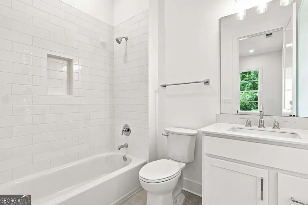 3050 Kara CT Roswell, GA 30076
