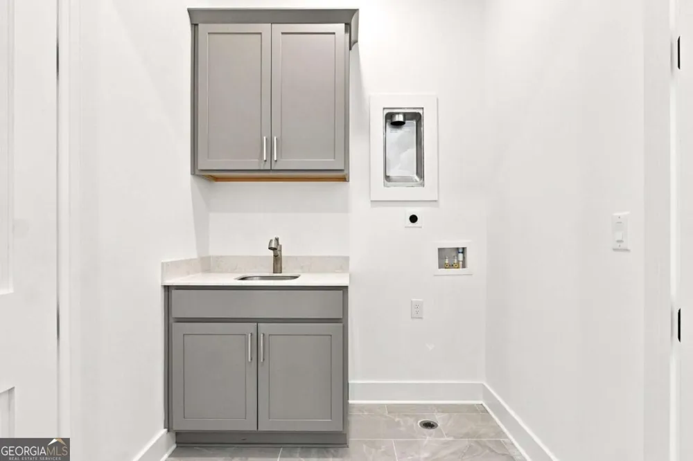 3050 Kara CT Roswell, GA 30076