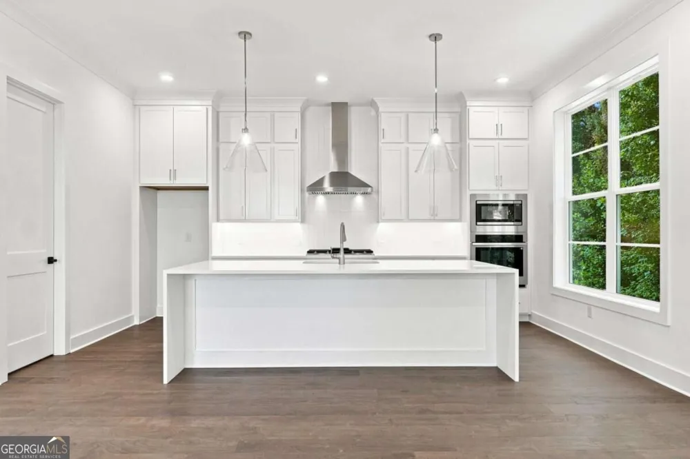 3050 Kara CT Roswell, GA 30076