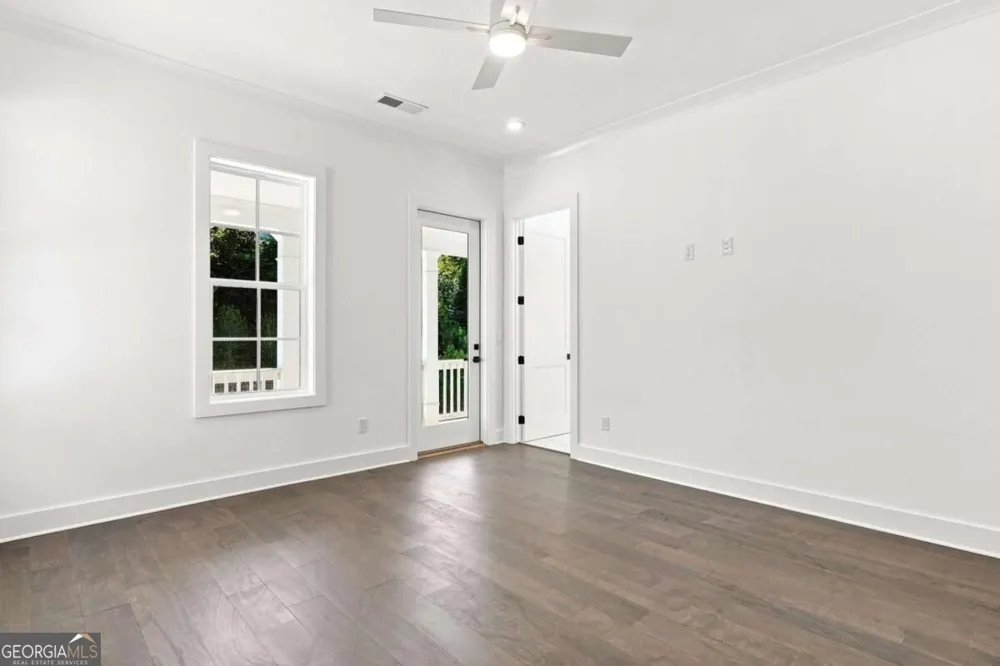 3050 Kara CT Roswell, GA 30076