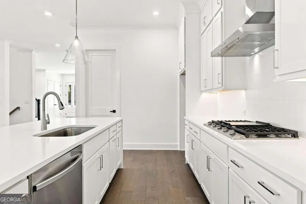 3050 Kara CT Roswell, GA 30076