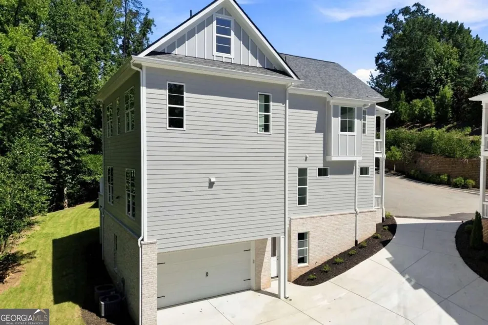 3050 Kara CT Roswell, GA 30076