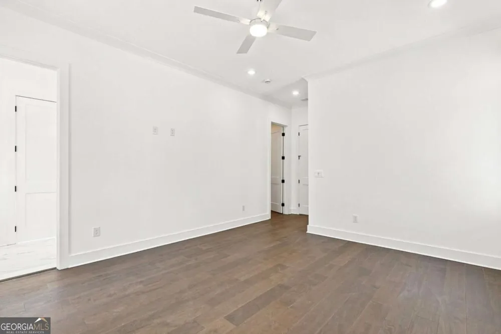 3050 Kara CT Roswell, GA 30076