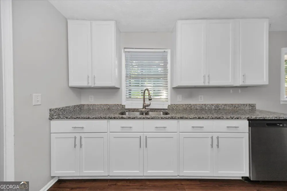 1865 Oak Ridge WAY NW Lawrenceville, GA 30044