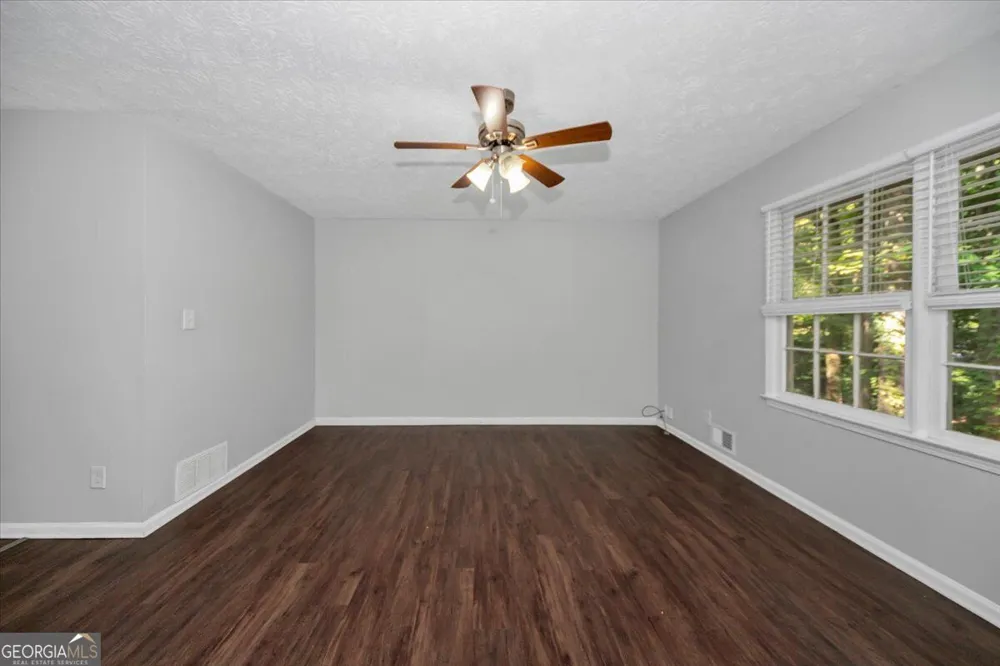 1865 Oak Ridge WAY NW Lawrenceville, GA 30044
