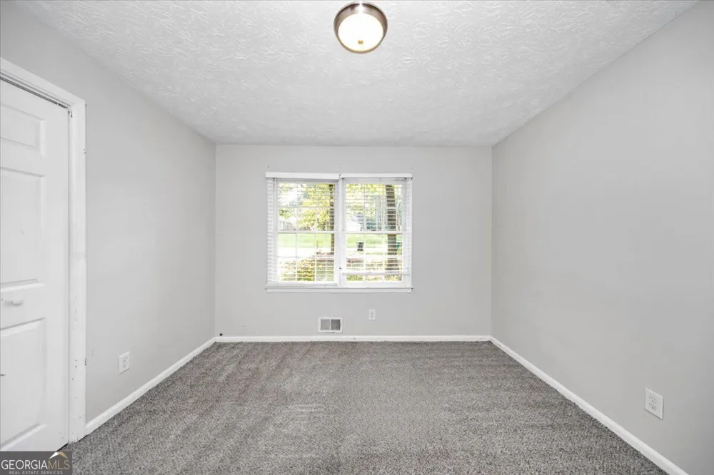 1865 Oak Ridge WAY NW Lawrenceville, GA 30044