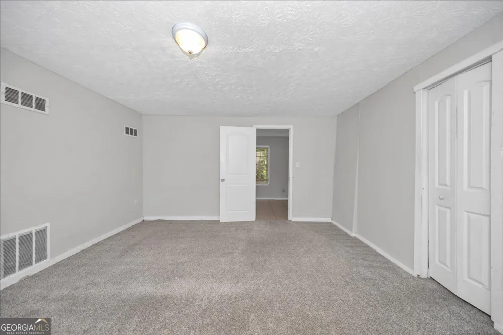 1865 Oak Ridge WAY NW Lawrenceville, GA 30044