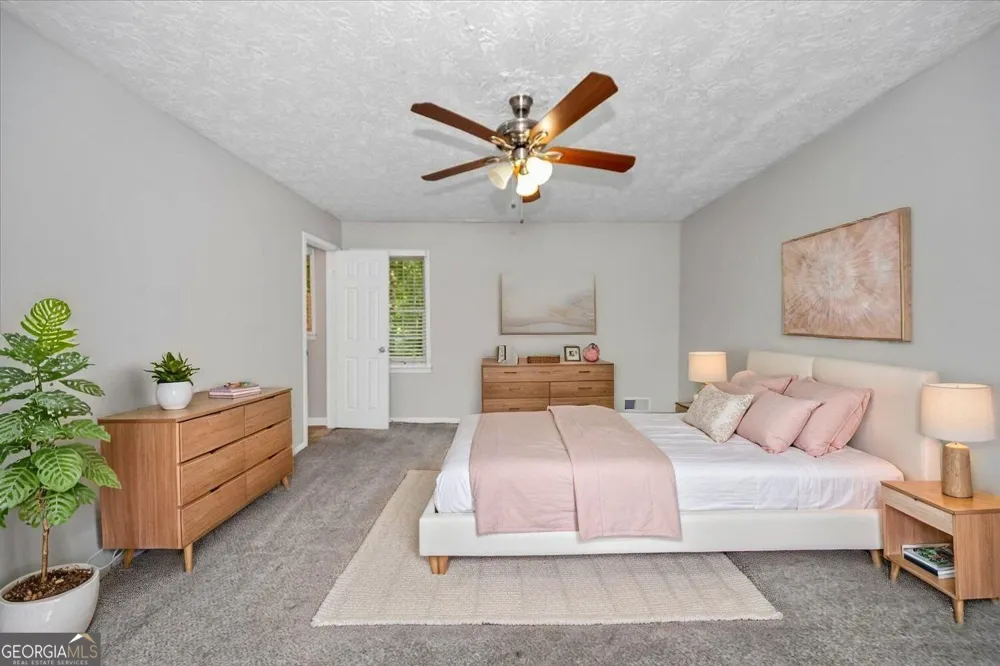 1865 Oak Ridge WAY NW Lawrenceville, GA 30044