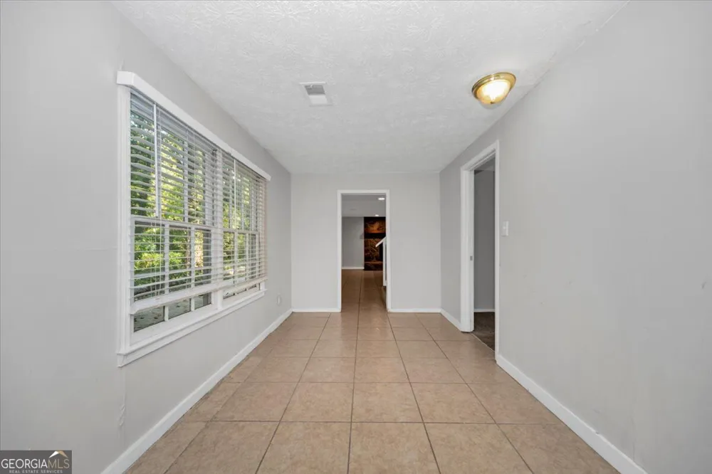 1865 Oak Ridge WAY NW Lawrenceville, GA 30044