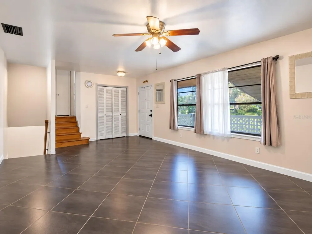 19201 ALICE CIRCLE Lutz, FL 33558