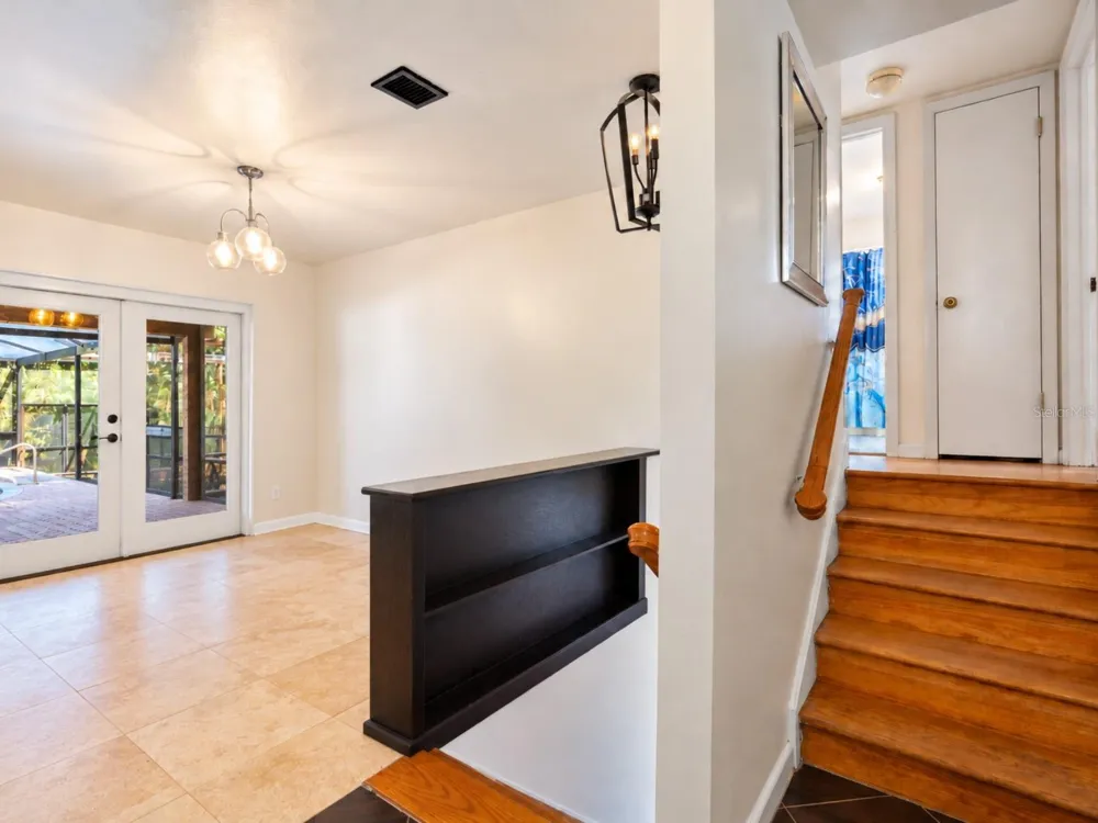 19201 ALICE CIRCLE Lutz, FL 33558
