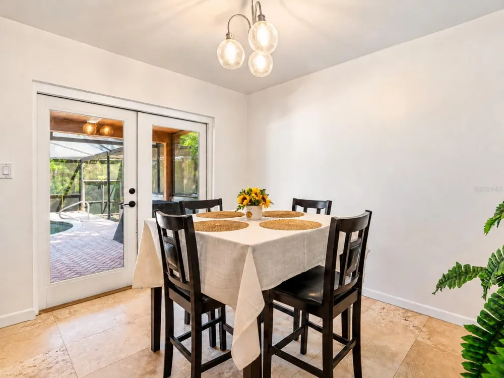 19201 ALICE CIRCLE Lutz, FL 33558