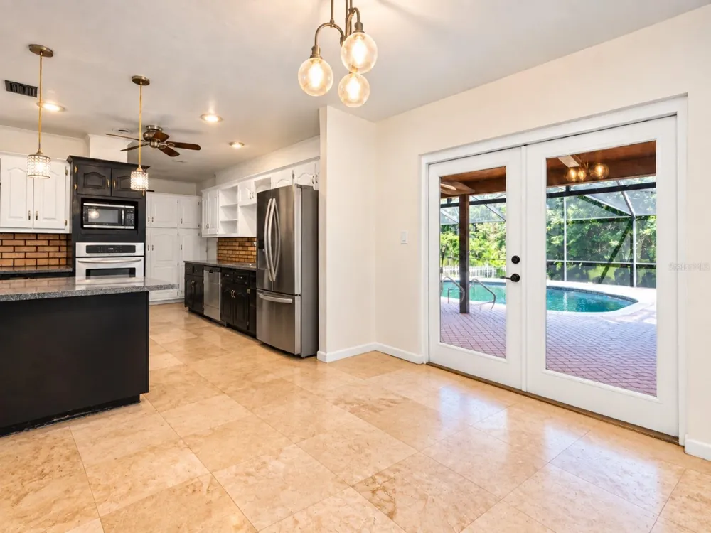 19201 ALICE CIRCLE Lutz, FL 33558