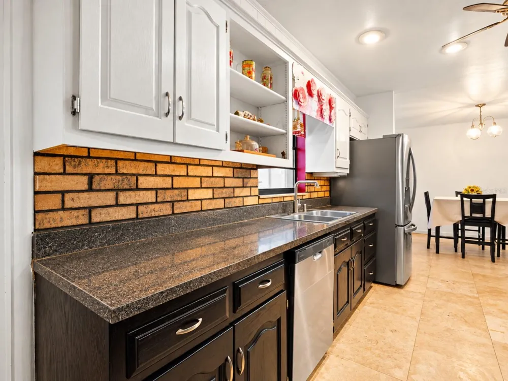 19201 ALICE CIRCLE Lutz, FL 33558