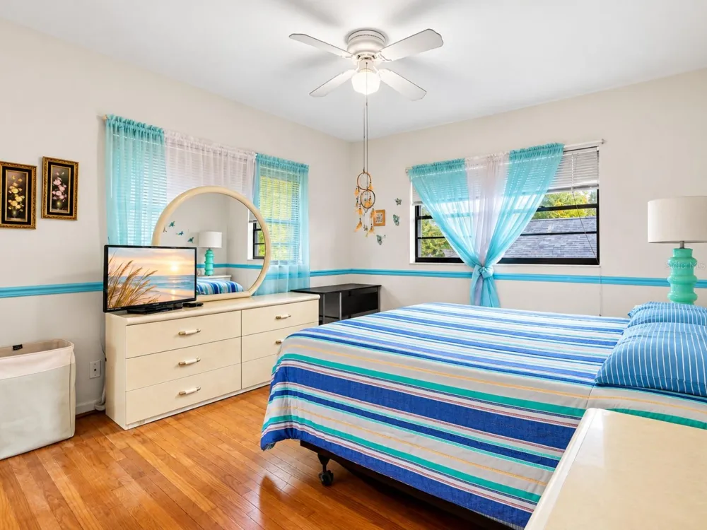 19201 ALICE CIRCLE Lutz, FL 33558