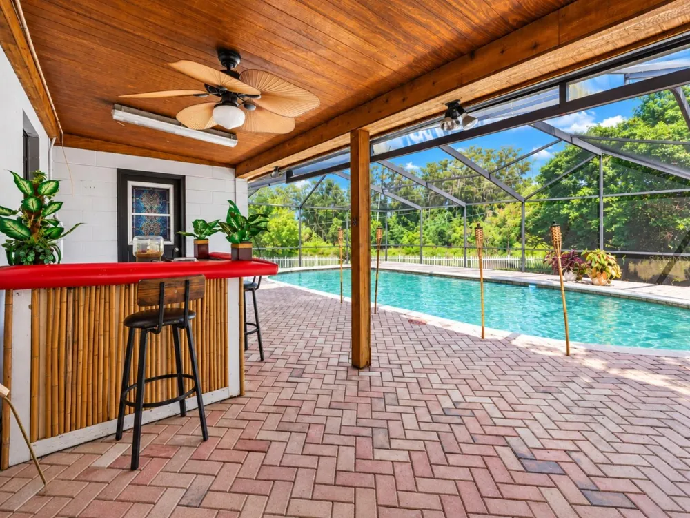 19201 ALICE CIRCLE Lutz, FL 33558