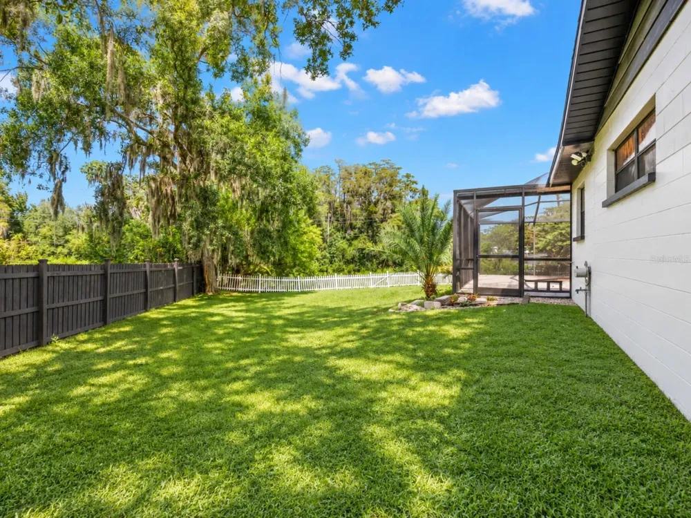 19201 ALICE CIRCLE Lutz, FL 33558