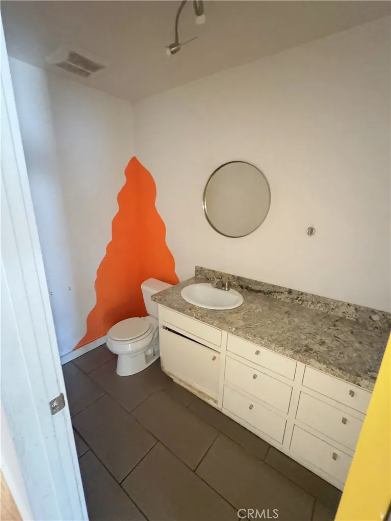 1486 Desert Front Wrightwood, CA 92397