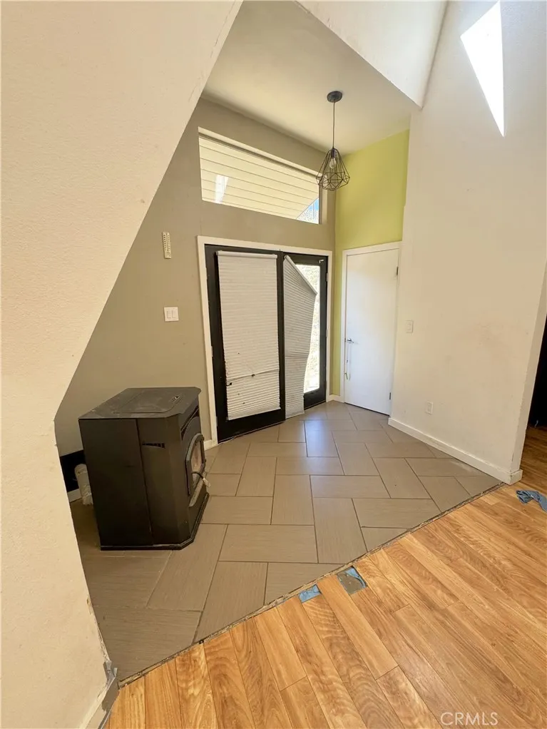 1486 Desert Front Wrightwood, CA 92397