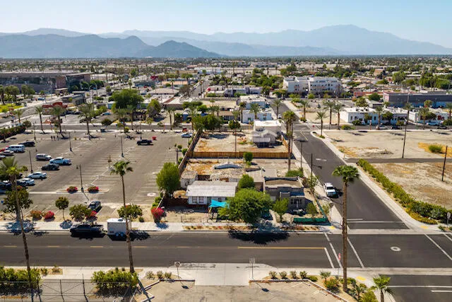 45855 Smurr Street Indio, CA 92201