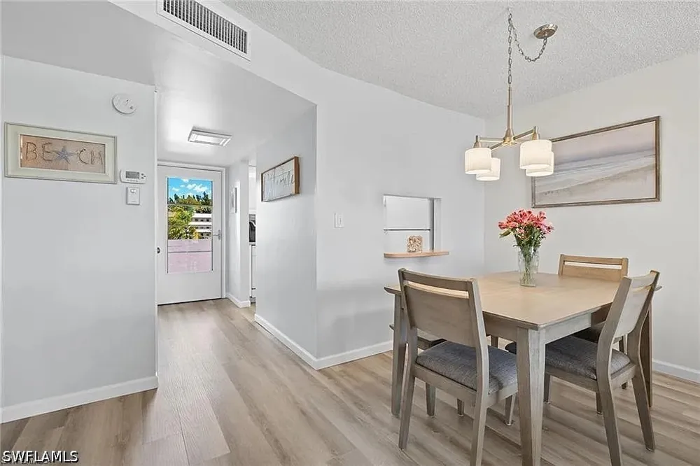 Forest Lakes Boulevard #204 Naples, FL 34105