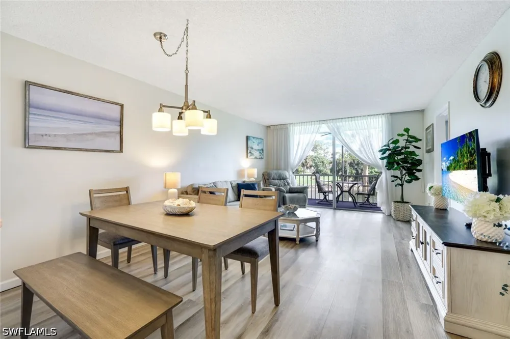 Forest Lakes Boulevard #204 Naples, FL 34105