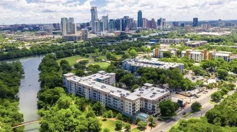 1900 Barton Springs Road #2013