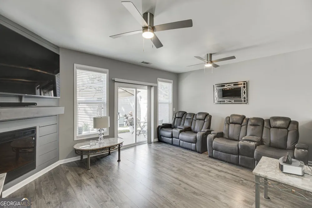 4694 Beacon Ridge LN Flowery Branch, GA 30542