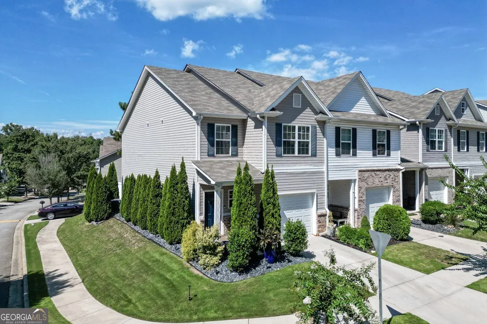 4694 Beacon Ridge LN Flowery Branch, GA 30542