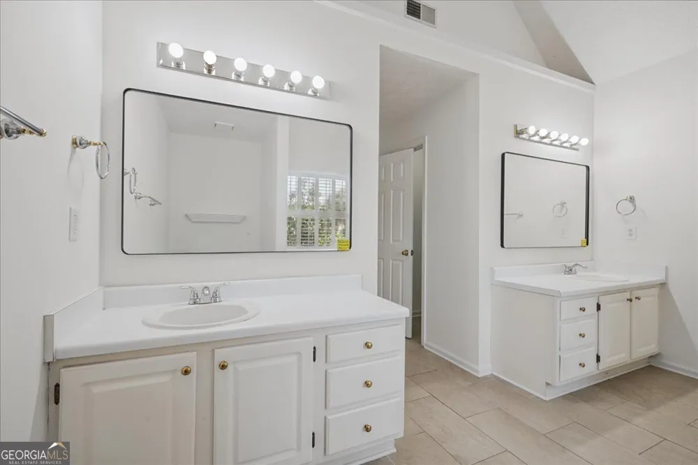 200 Kensington TRCE Stockbridge, GA 30281