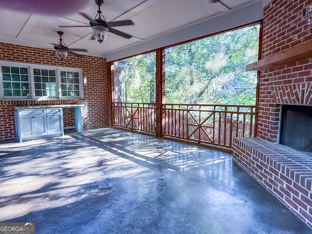 155 Westchester DR Macon, GA 31211