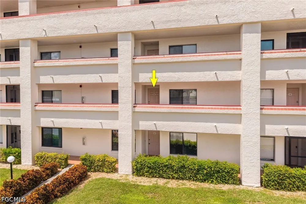 Pebble Beach Drive #211 Fort Myers, FL 33907