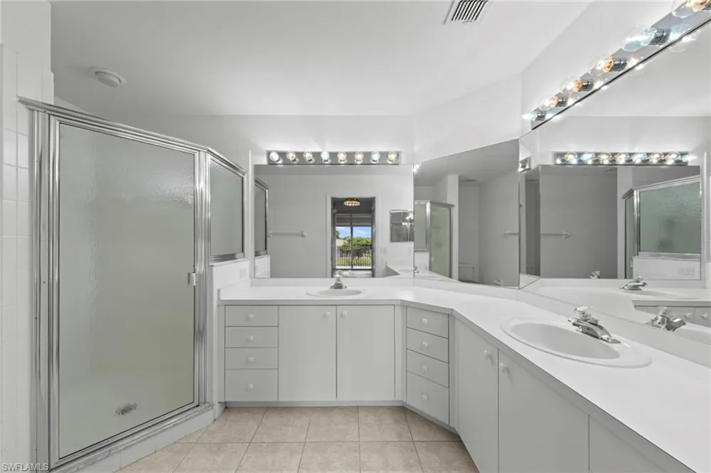 14621 Glen Cove Drive #1502 Fort Myers, FL 33919
