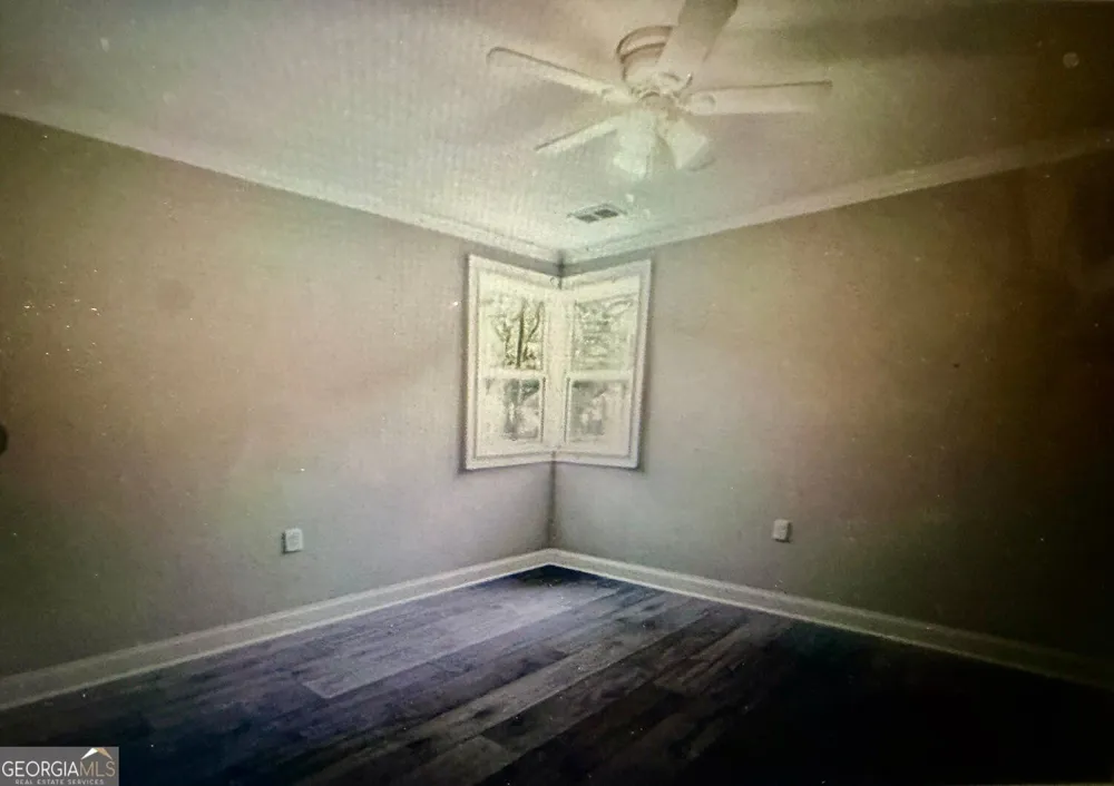 1375 Graymont DR Atlanta, GA 30310