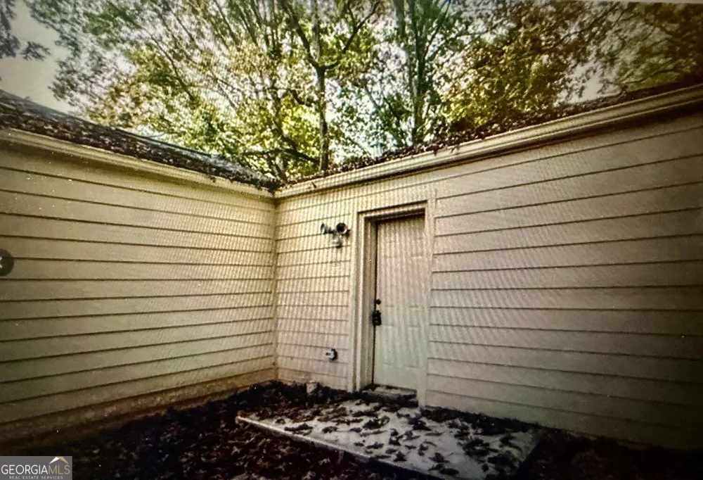 1375 Graymont DR Atlanta, GA 30310