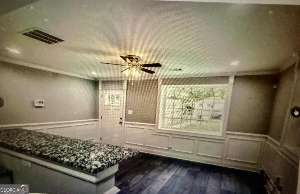 1375 Graymont DR Atlanta, GA 30310