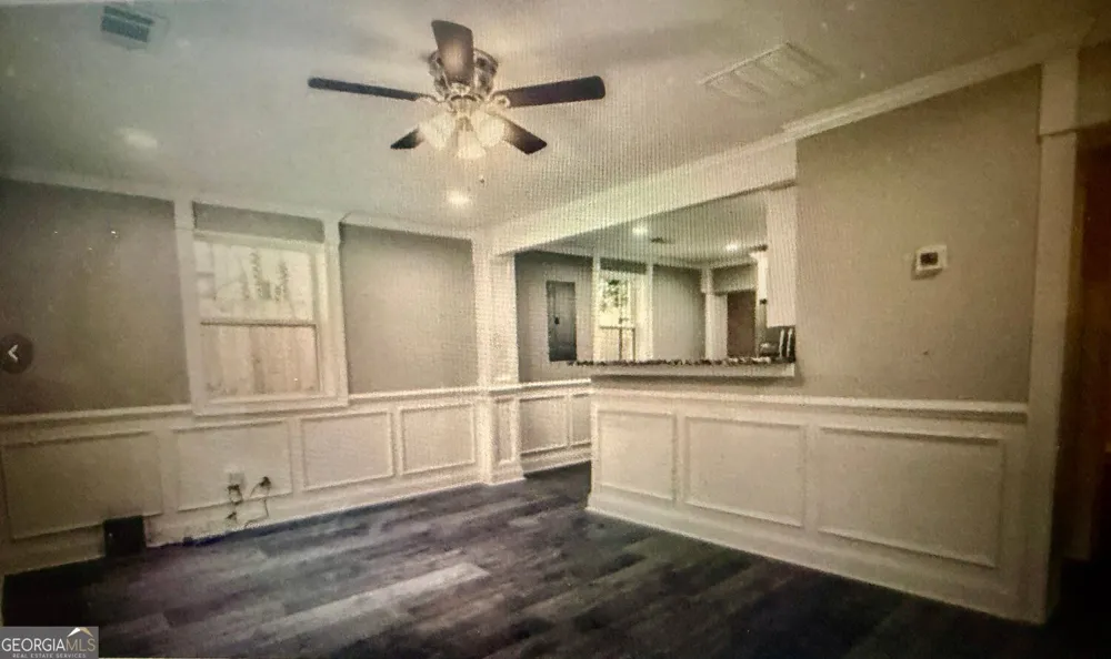1375 Graymont DR Atlanta, GA 30310