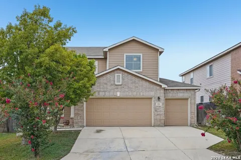 2203 HORNSBY BND