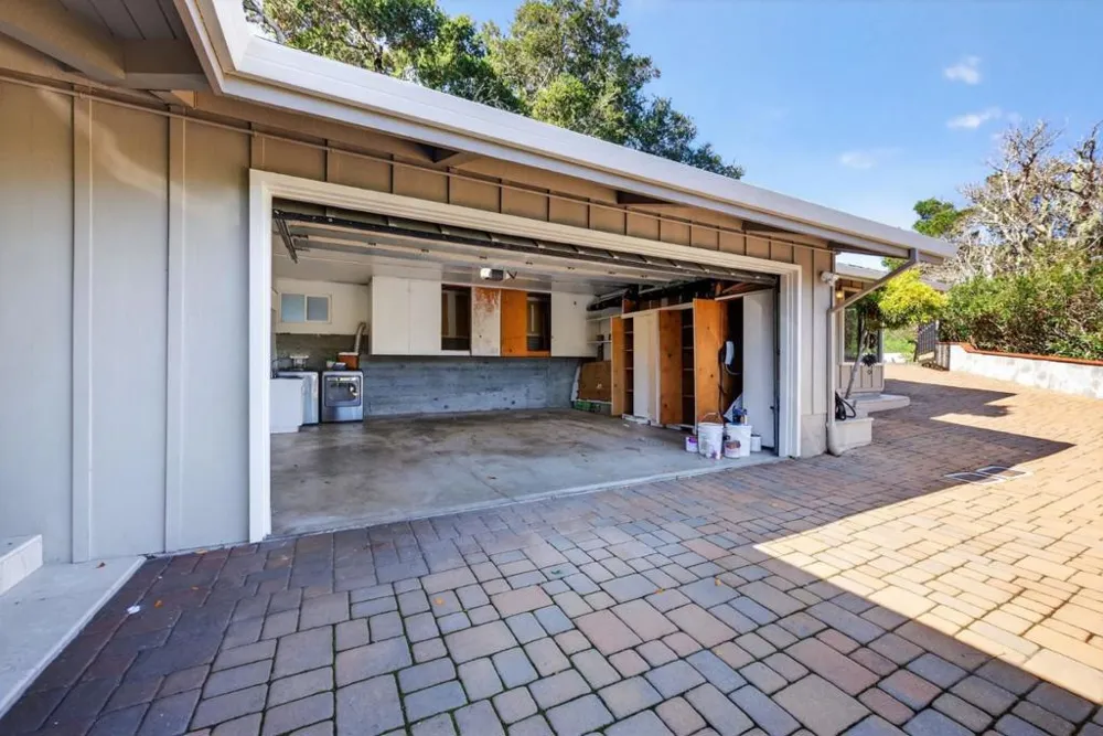 30 Bluebell Lane Hillsborough, CA 94010