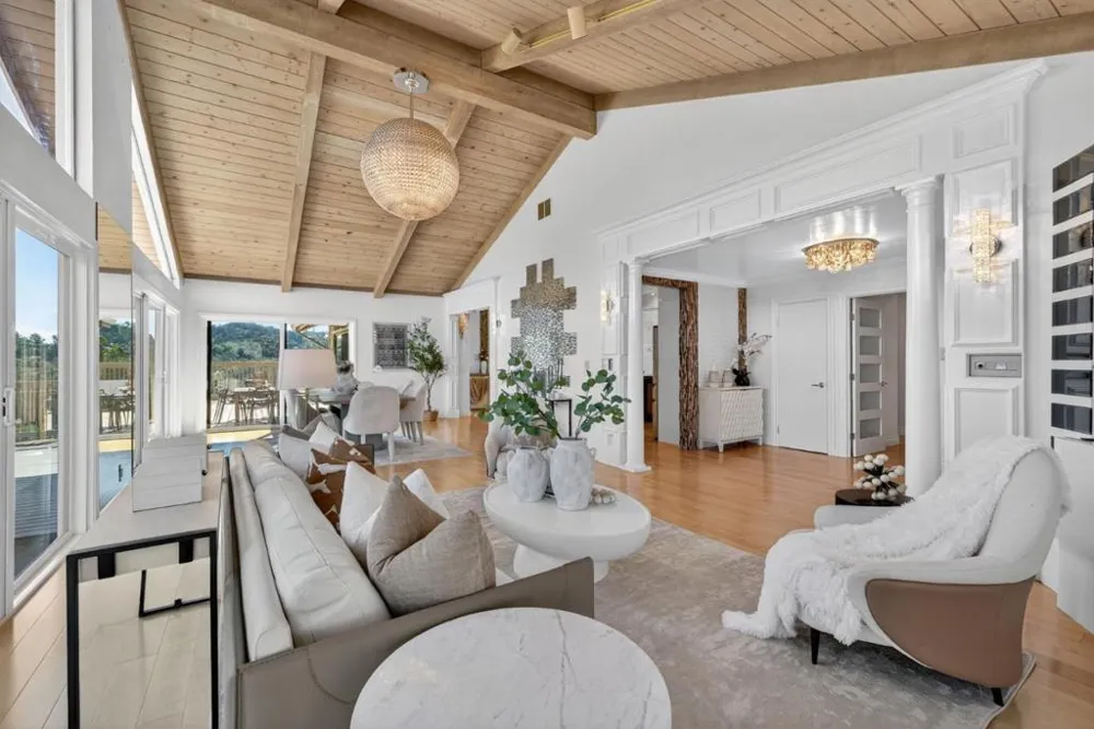 30 Bluebell Lane Hillsborough, CA 94010