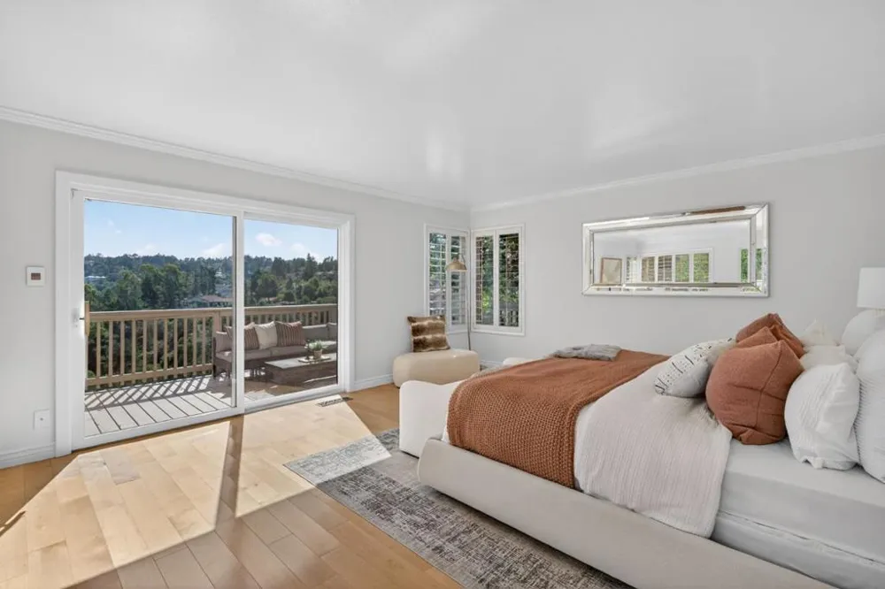 30 Bluebell Lane Hillsborough, CA 94010