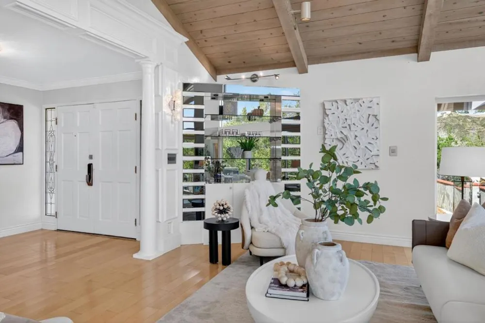 30 Bluebell Lane Hillsborough, CA 94010