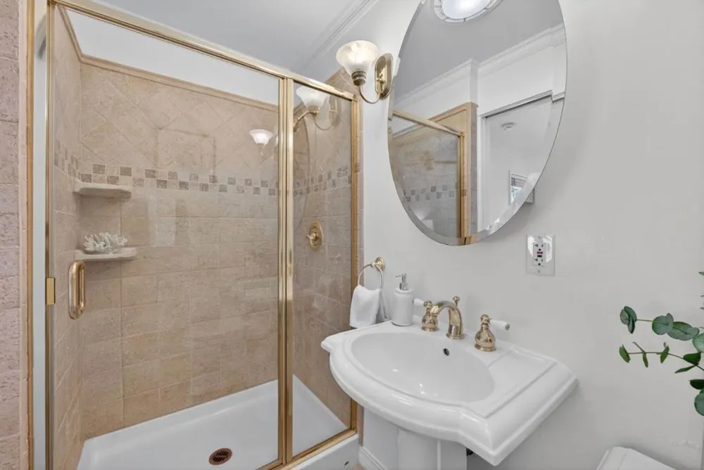 30 Bluebell Lane Hillsborough, CA 94010
