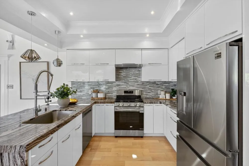 30 Bluebell Lane Hillsborough, CA 94010
