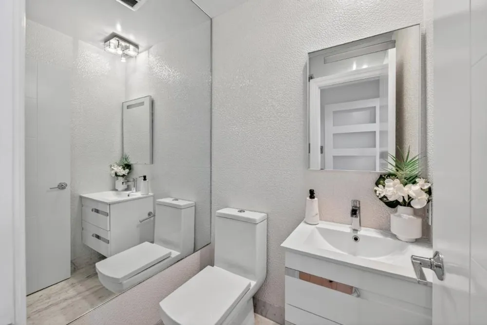 30 Bluebell Lane Hillsborough, CA 94010