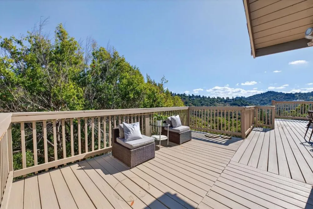 30 Bluebell Lane Hillsborough, CA 94010